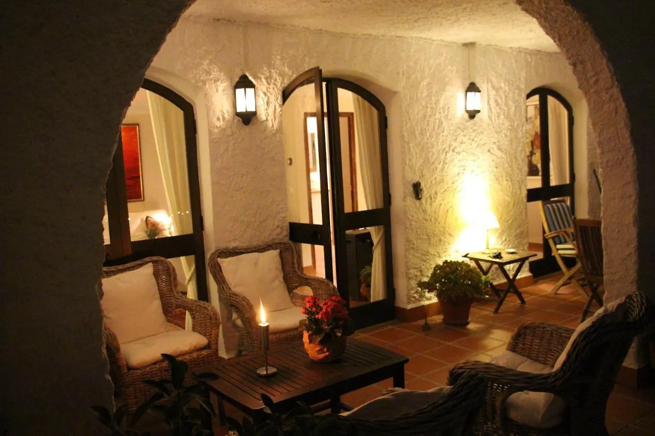 El Capistrano Village Spacious Home, Large Terrace Nerja Apartment